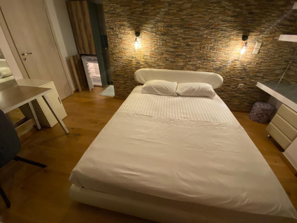 Helen Luxury Loft Design Meisonette-Apartment Athens Luaran gambar